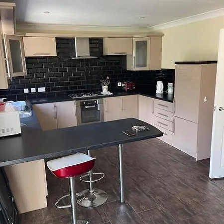 Holbeck Garden Apartment