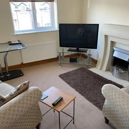 Holbeck Garden Apartment