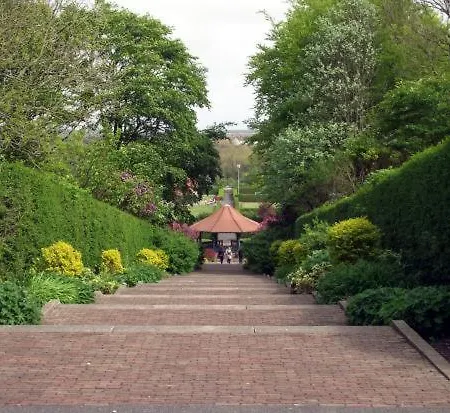 Holbeck Garden